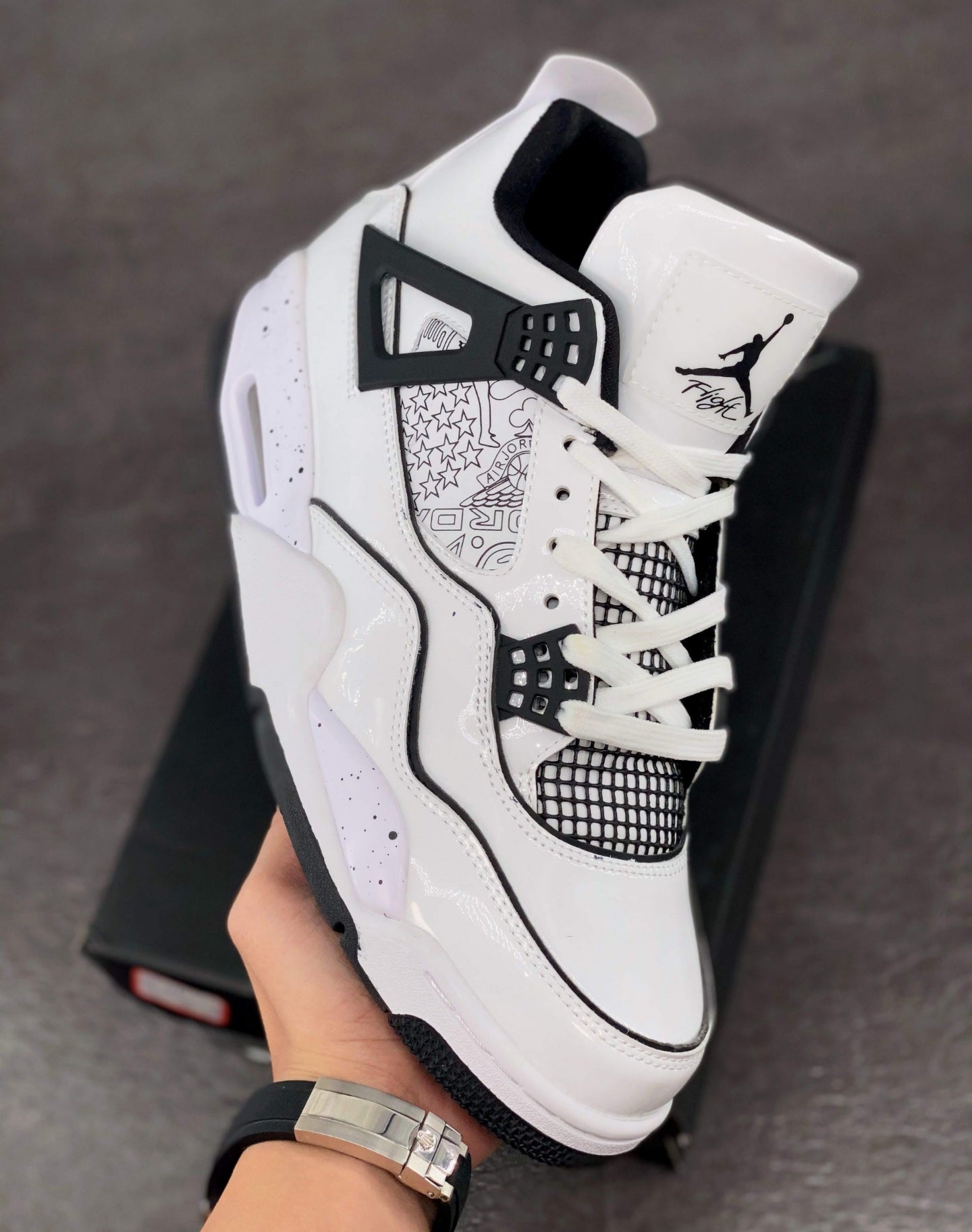 sneakers