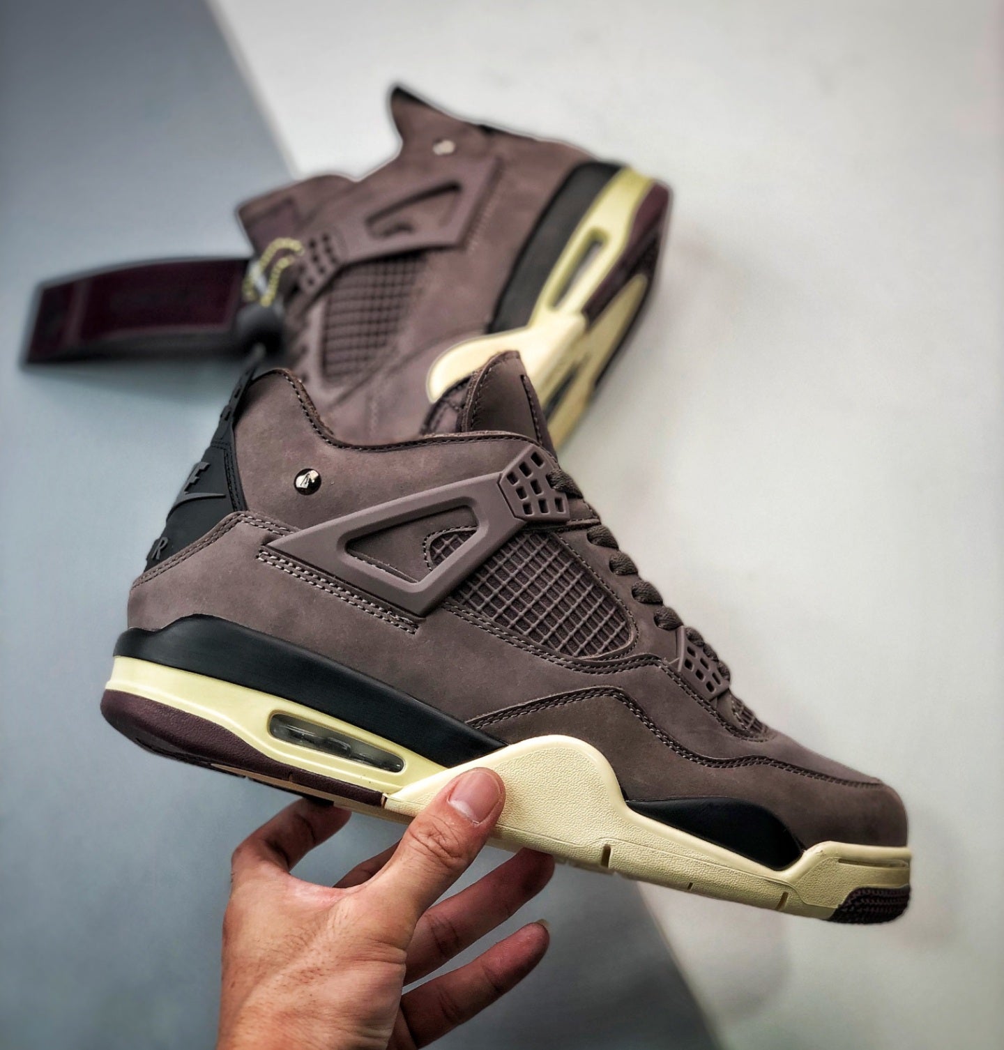 sneakers