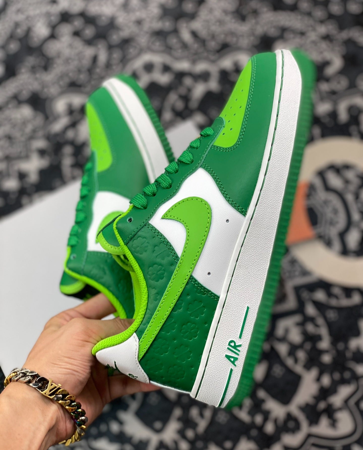 sneakers