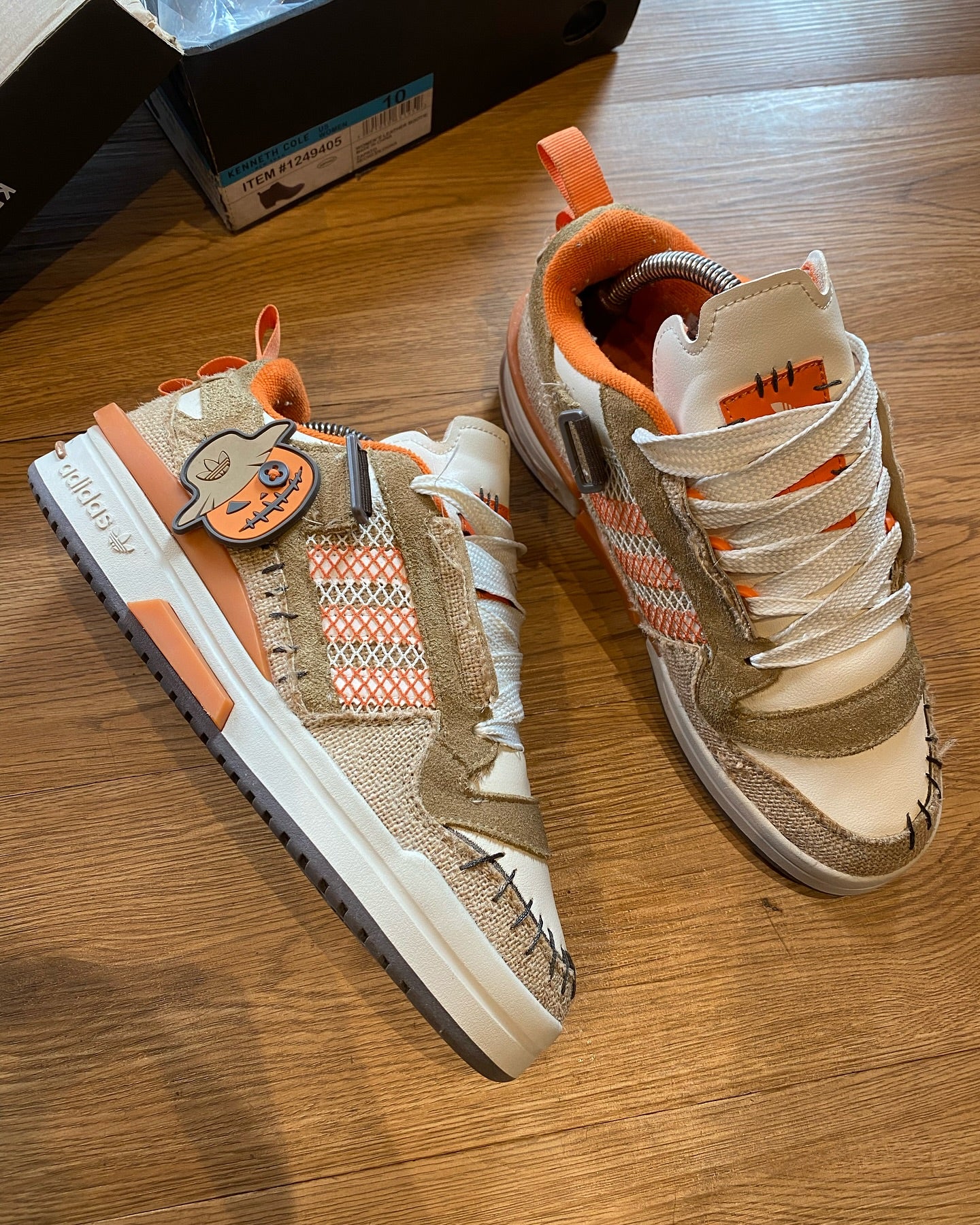 Adidas Forum low " Jack O Lantern Light Brown"