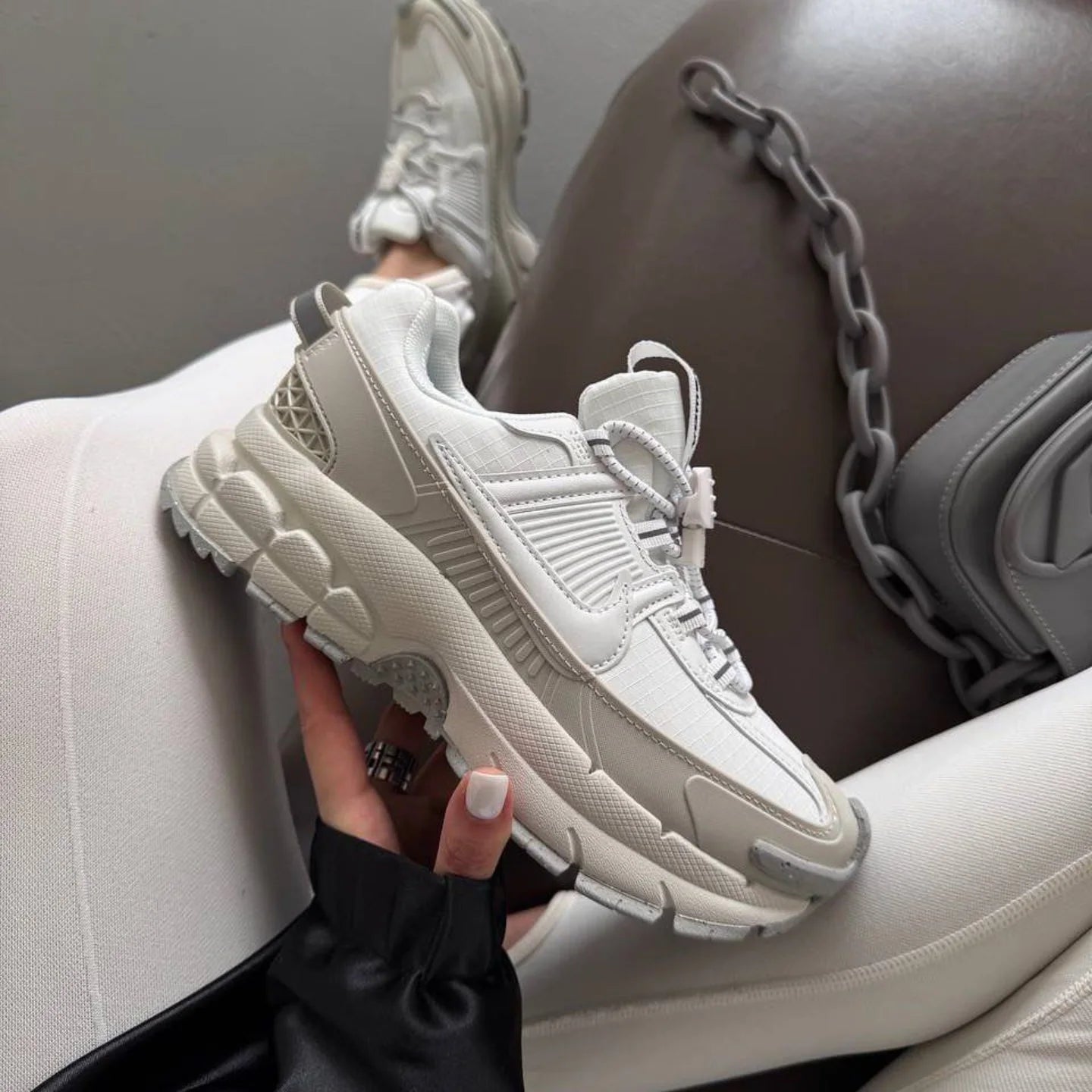 Nike Zoom Vomero Roam